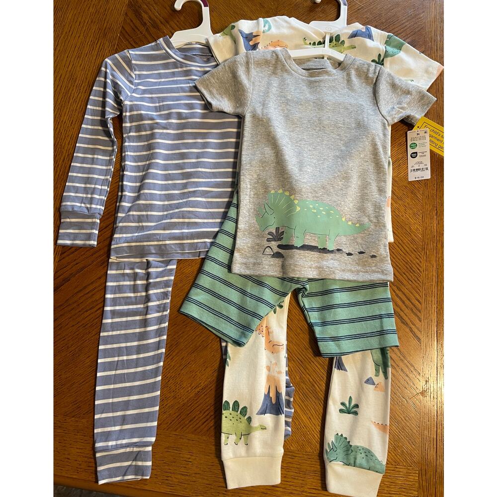 NWT 3T Pajama Bundle set of 3 Pj Sets. Long sleeve, short sleeve, shorts & long